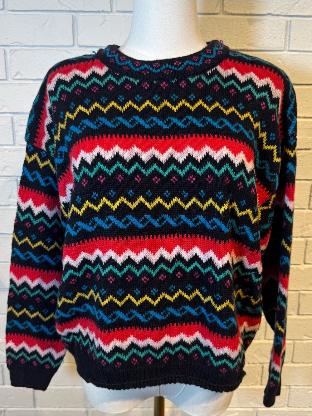 Vintage 80s 90s Chaus Sport Muticolor Sweater Womens M